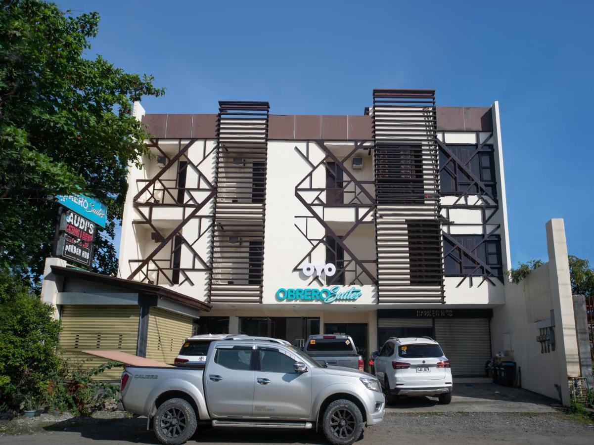 Oyo 697 Obrero Suites Davao City Buitenkant foto